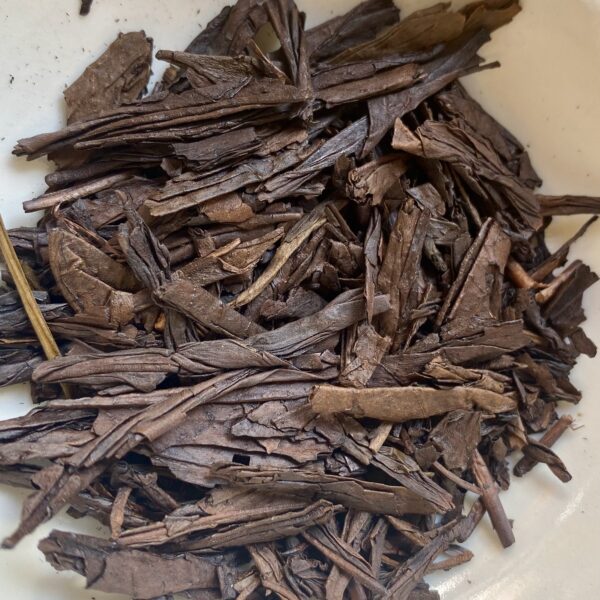 houjicha-leaves